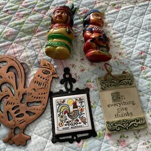 Decorative Wall Plaques and Figurines Set
